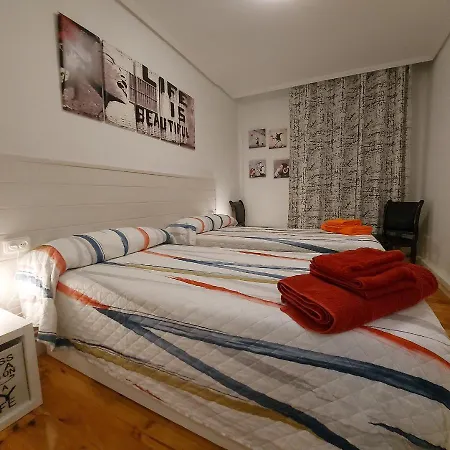 Apartamento Saioa Pamplona Exterior photo